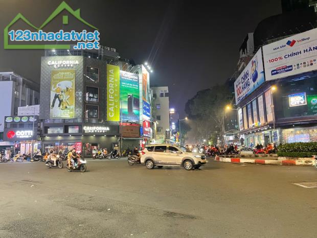 CHO THUÊ MẶT BẰNG NGAY VÒNG XOAY 36AB CỐNG QUỲNH, PHƯỜNG NGUYỄN CƯ TRINH, QUẬN 1