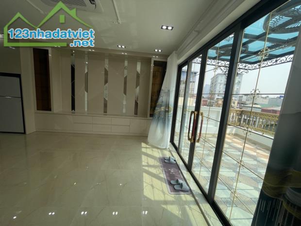 Mặt phố Đông Quan, Cầu Giấy: Ô TÔ TRÁNH- 2 MẶT THOÁNG- KINH DOANH - THANG MÁY- NHÀ ĐẸP - 2