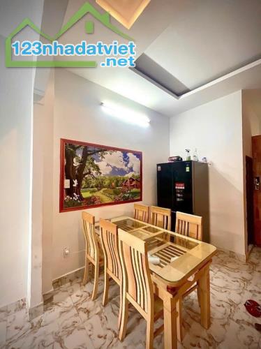 ► Nhà kiệt Lê Văn Hưu gần Chợ Bắc Mỹ An, 65m2, 3 tầng cực đẹp, 3.45 tỷ - 2
