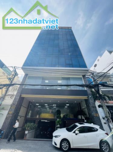 Bán Tòa Văn Phòng Mặt Phố Phương Mai, Đống Đa DT 272m2, 9T, MT 8.8m. Giá Cực Rẻ