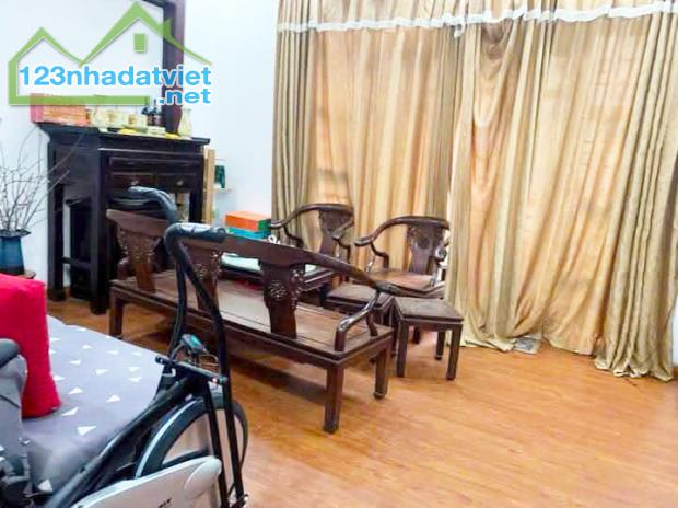 TUYỆT PHẨM ĐƯỜNG LÁNG LÔ GÓC, KINH DOANH, OTO TRÁNH, MẶT TIỀN HƠN 5M, View HỒ 48m2_17,5TỶ - 3