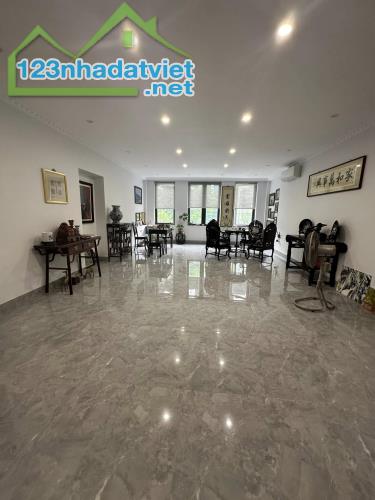Bán Nhà Mặt Phố Âu Cơ Tây Hồ 118m3T MT6,2m Vỉa Hè Phường Quảng An 72,5 Tỷ Âu Cơ. - 2