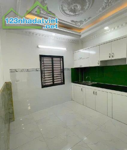 Bán nhà ĐẸP, 3 BƯỚC RA ĐƯỜNG LỚN, 36M2, gần chợ Phú Xuân, Đường Chuyên Dùng 9, Quận 7. - 1