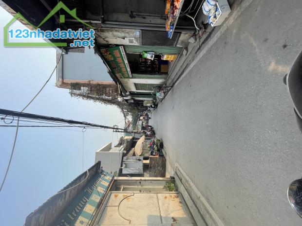 ĐẤT PHỐ TRẠM,TT AEON ,Ô TÔ VÀO ĐẤT, 50m2, giá 6,5 tỷ