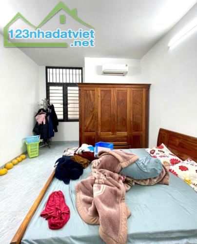 Cần bán nhà phố KIM NGƯU  38m2 - 5 đ nhà thiết kế 5 tầng , 3 phòng ngủ ô tô chạy bọn bọn . - 4