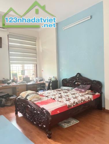 KĐT XA LA - HÀ ĐÔNG, Ô TÔ TRÁNH, KINH DOANH, 80M - 4T - MT 4,2M, Giá 14.x tỷ