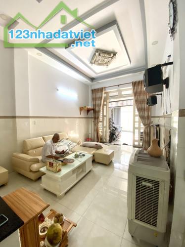 Nhà Trần Thị Hè Hiệp Thành Quận 12 68m2 3 Tầng Chỉ 4 Tỷ 88 TL. - 3