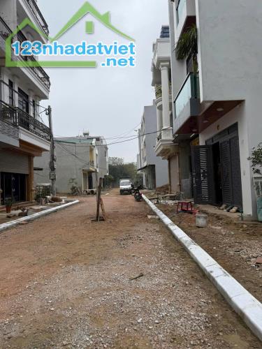 CHÍNH CHỦ CẦN BÁN NHÀ 2 TẦNG TẠI PHƯỜNG ĐÔNG HƯƠNG - TP. THANH HÓA.