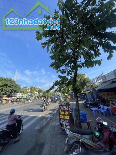 Bán nhà 2 tầng 72m2 giá 2,99 tỷ, hẻm 5m, khu Lê Văn Khương - Metro, Q.12