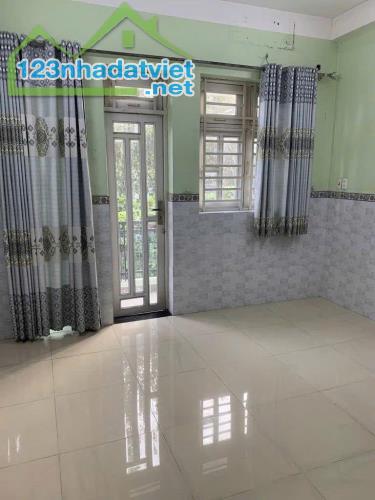 NHÀ ĐẸP - GIÁ TỐT - VỊ TRÍ THUẬN LỢI - CẦN CHO THUÊ CĂN NHÀ HẺM Ô TÔ tại Phạm Ngũ Lão - 1
