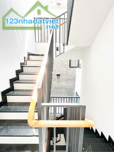 CHDV nguyễn văn khối,p.8,gò vấp,16 phòng,ful nội thất 5x18x4 tầng,giá 13,8 tỷ tl - 4
