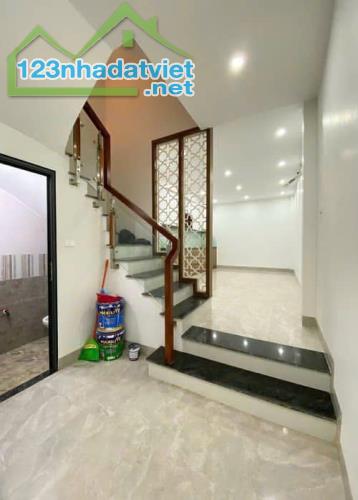 Bán nhà mới đẹp dt 52m2, 5 tầng, 8 phòng ngủ, Yên Lãng thông Thái Thịnh, Láng, 10m ra ô - 2