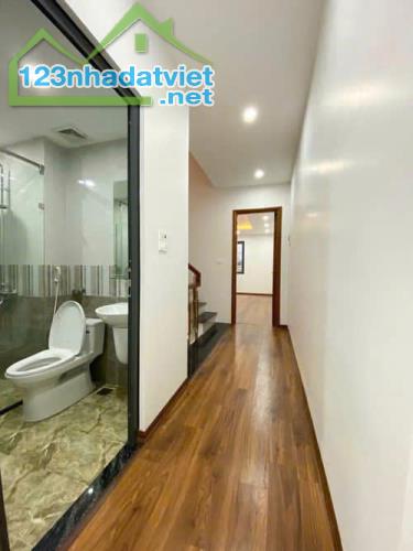 Bán nhà mới đẹp dt 52m2, 5 tầng, 8 phòng ngủ, Yên Lãng thông Thái Thịnh, Láng, 10m ra ô - 3