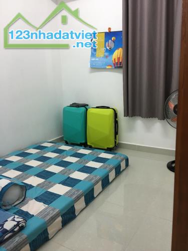 Cho thuê căn hộ 8X Plus quận 12, có 2 phòng ngủ, giá 6tr5/tháng