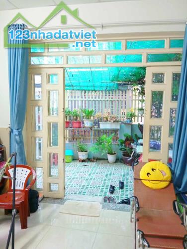 WOW CỰC RẺ - LÔ GÓC 2 MẶT HẺM RỘNG THOÁNG BÌNH ĐỨC P15Q8  CHỈ 3.8 TỶ  DT 75M2 -  6 X 13M, - 1