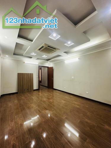 ? MẶT PHỐ LINH LANG 2 THOÁNG SỔ ĐẸP GARA ÔTÔ KINH DOANH ĐỈNH 100m2 x 7T MT 4.5m, HƠN 48 TỶ - 3