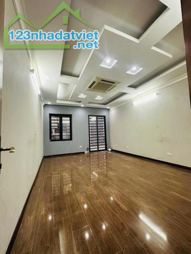 ? MẶT PHỐ LINH LANG 2 THOÁNG SỔ ĐẸP GARA ÔTÔ KINH DOANH ĐỈNH 100m2 x 7T MT 4.5m, HƠN 48 TỶ