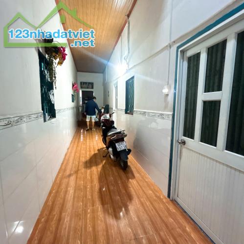 Bán nhà cấp 4 gần Chợ Thánh Tâm, Đền Thánh Martin, Tân Hòa, Biên Hòa, 215m2, giá 5 tỷ 500. - 4