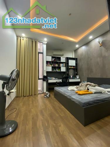 SIÊU HIẾM ĐẠI LINH 59M2X3T, MẶT TIỀN 4.3M, NGÕ RỘNG Ô TÔ QUA , DÂN XÂY, GIÁ TỐT 8.8 TỶ TL - 4
