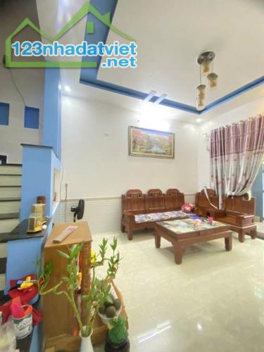Chốt ngay nhà đẹp mặt tiền gần sát biển Sơn Trà, TP. Đà Nẵng