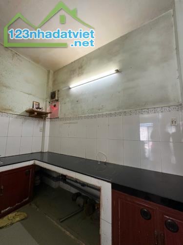 HẺM XE HƠI – BÌNH TÂN – GẦN LÊ ĐÌNH CẨN- NHÀ 2 TẦNG MỚI ĐẸP Ở NGAY - NHỈNH 3 TỶ - 3