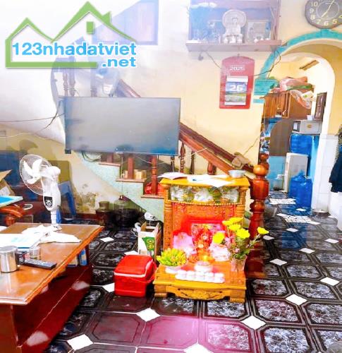 Bán nhà QUẬN 10, hẻm xe hơi Cách Mạng Tháng Tám, 4x9.6m, Giá 9.3 tỷ