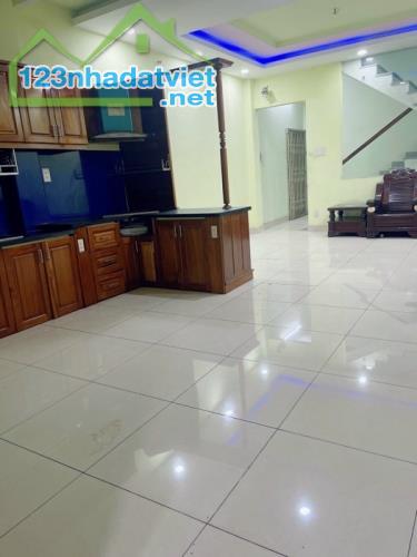 BÁN NHÀ MẶT TIỀN LÊ VĂN VIỆT 70M2 (5X14), 4 TẦNG, KINH DOANH ĐA NGÀNH, TĂNG NHƠN PHÚ A - 4