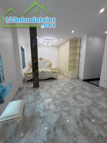 NHÀ 5 TẦNG, 62M², PHỐ MINH KHAI, HÀ NỘI - CHỈ 8 TỶ - VỊ TRÍ VÀNG - 3