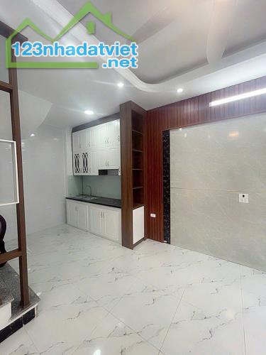 Bán nhà Biên Giang - Về ở ngay - 4tx32m2 - Đường QL6 - 3 km bến xe Yên Nghĩa - Giá 3,2 tỷ - 4