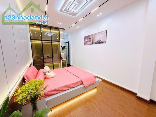Siêu hiếm: Nhà 4 tầng Lạc Long Quân, diện tích sử dụng 30m2, nhà đẹp full nội thất 6,1 tỷ - 4