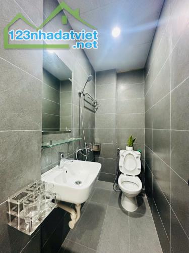 (Cực hiếm) Phòng Studio mới khai trương tại ngõ 44 Hào Nam - Tặng khách 1 triệu - Có máy - 4