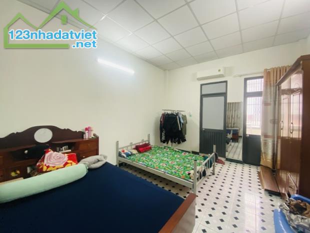BÁN NHÀ MẶT TIỀN Đ.SỐ 13 SÁT VÁCH CELADON & AEON TÂN PHÚ -80M2 (4*20) NỞ HẬU. CHỈ 7 TỶ XÍU - 2
