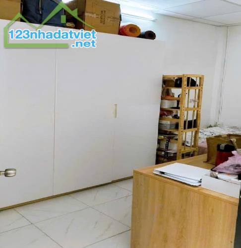 Bán nhà QUẬN 10, hẻm Cách Mạng Tháng Tám, dài 21 m, giá 10.3 tỷ - 1
