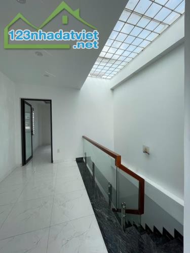 BÁN NHÀ ĐƯỚNG NGUYỄN CỘNG HÒA, LÊ CHÂN, HẢI PHÒNG - 3,15 TỶ - 40M2 - 4