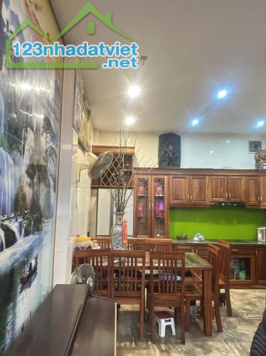 Giảm giá. Bán nhà Bùi Xương Trạch, Thanh Xuân. 40m2 x 4T. MT 4.3m. Ô TÔ. Hơn 7 Tỷ. - 2