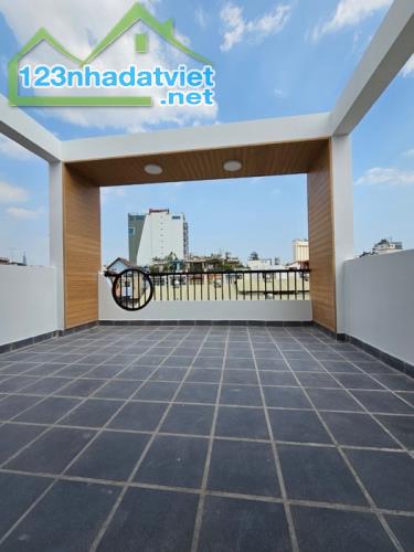[Thanh khoản nhanh chóng] NHÀ BTCT ĐẸP 4 TẦNG, RỘNG 4M, HẺM 1/, SỔ VUÔNG - GIÁ CHỈ NHỈNH - 3