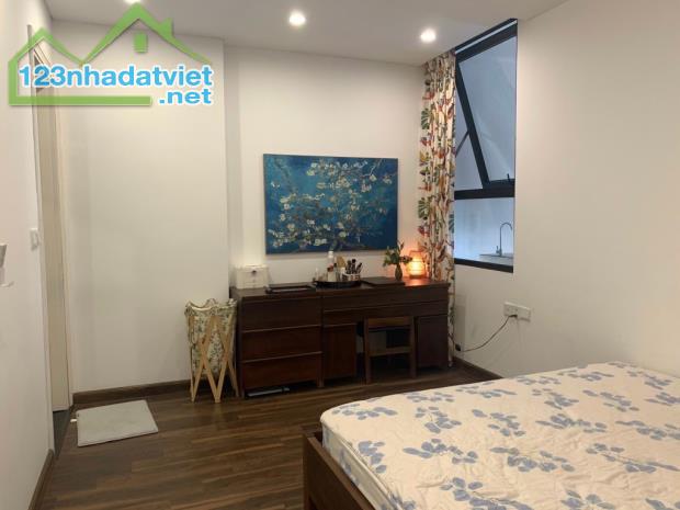 NHÀ MỚI - THANG MÁY - NGÕ THÔNG - Ở LUÔN - KHU VỰC TRUNG TÂM - CHÙA BỘC  - 38M x 6 TẦNG- M - 2