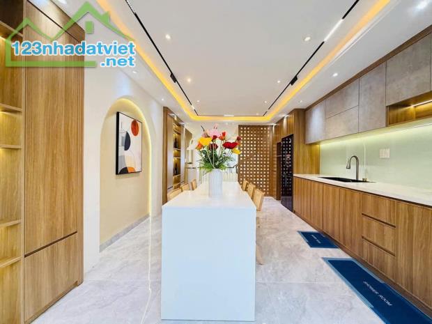 Bán nhà siêu phẩm hẻm xe tải 5m đường số 21, P.8, 4 x 16, 5 lầu giá 8.9 tỷ tl - 2