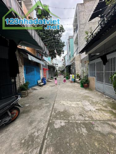 + 👉SỐC SIÊU PHẨM GẤP GẤP CẦN BÁN NHÀ Đ MÃ LÒ BTĐA BÌNH TÂN 4*10M 2L NHỈNH 3xT