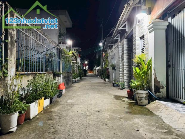 Bán Nhà HXH Thạnh Lộc Quận 12, 4x18, 3PN giá rẻ 3.x Tỷ - 5