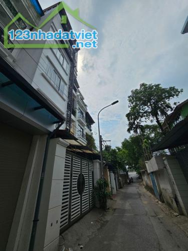 Bán CCMN dòng tiền gần cầu Vĩnh Tuy 95m 6T MT5.2m giá 16 tỷ thang máy, ô tô qua nhà - 1