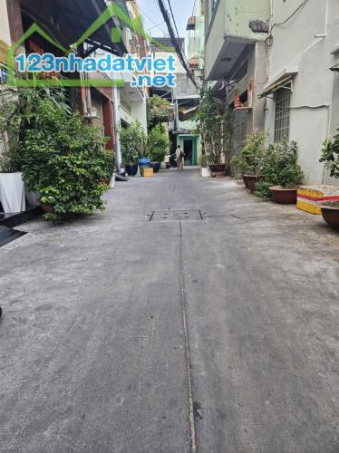13 TỶ HƠN - NHÀ QUẬN 5 GẦN ĐH Y DƯỢC - SÁT MẶT TIỀN - 70M2 5 TẦNG 7PN MỚI - DÒNG TIỀN 45TR - 5