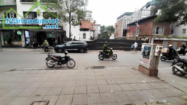 Bán Nhà Mặt Phố Tô Ngọc Vân Tây Hồ 150m9T MT12,6m Vỉa Hè VIEW Hồ 91 Tỷ Tô Ngọc Vân. - 2