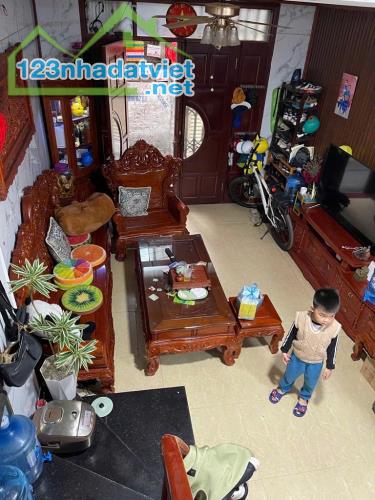 Siêu Phẩm Phú Đô 40m2-5 Tầng, Sát Phố Lê Quang Đạo, 3 Thoáng, Gần Bãi Ô Tô/Chợ, Nhỉnh 8 Tỷ