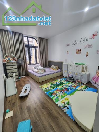 BÁN NHÀ YÊN LẠC, 57M, 5T, MT 4M, Ô TÔ TRÁNH, VĂN PHÒNG, THANG MÁY, MỚI, CHỈ 18,8 TỶ. - 2