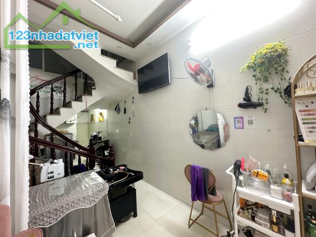 BÁN NHÀ MẶT NGÕ 261 TRẦN NGUYÊN HÃN BUÔN BÁN KINH DOANH TỐT
