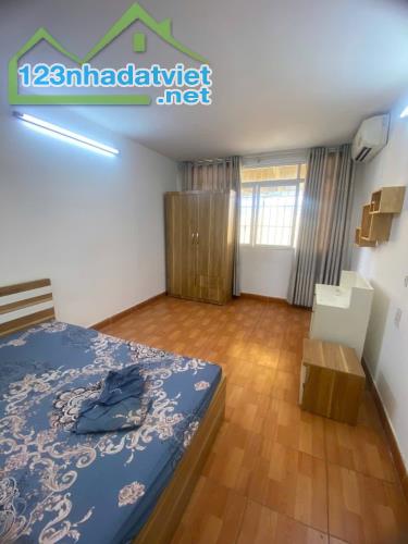 HIẾM-NHÀ PHỐ TRỊNH HOÀI ĐỨC-TT ĐỐNG ĐA-MẶT NGÕ ÔTÔ TRÁNH-36M 3T 12xTỶ-KINH DOANH - 3