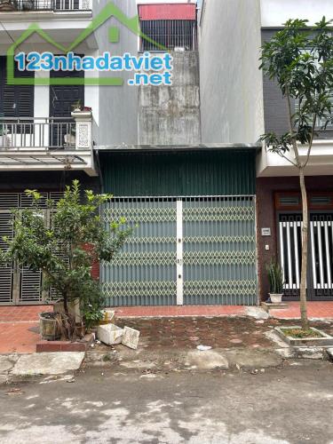 BÁN LÔ ĐẤT DỊCH VỤ ĐÌA LÃO KIẾN HƯNG PHÂN LÔ, Ô TÔ VỈA HÈ, DT 50M2, MẶT TIỀN 4M CHỈ 11 TỶ - 2