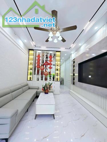 Bán nhà Kim Giang, Hoàng Mai 50m2, 4 tầng, giá 11.5 tỷ - 3