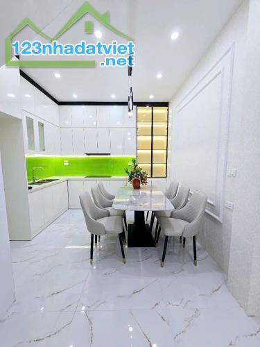 Bán nhà Kim Giang, Hoàng Mai 50m2, 4 tầng, giá 11.5 tỷ - 2